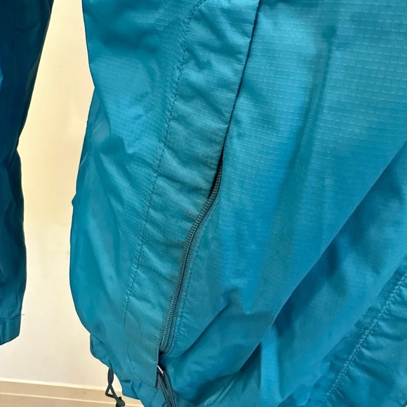 The North Face bright blue rain wind breaker jacket  SZ L UC camping hiking VTG - Picture 10 of 13